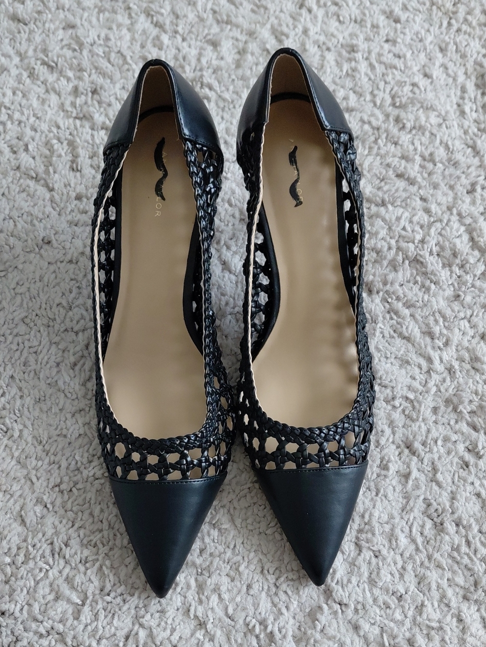 Ann Taylor Pointed Toe Heels - Picture 2 of 5